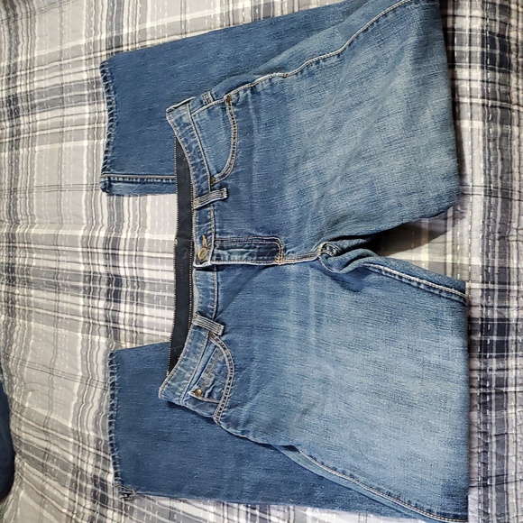 Wrangler Cowgirl Cut Jeans - Picture 6 of 9